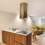 Sao Sebastiao By Se Apartment